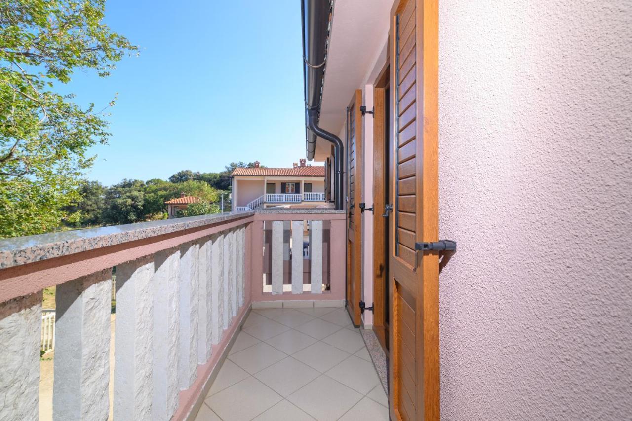 Apartments By The Sea Duga Luka - Prtlog, Labin - 2335 Extérieur photo
