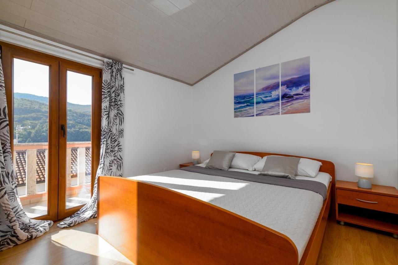 Apartments By The Sea Duga Luka - Prtlog, Labin - 2335 Extérieur photo